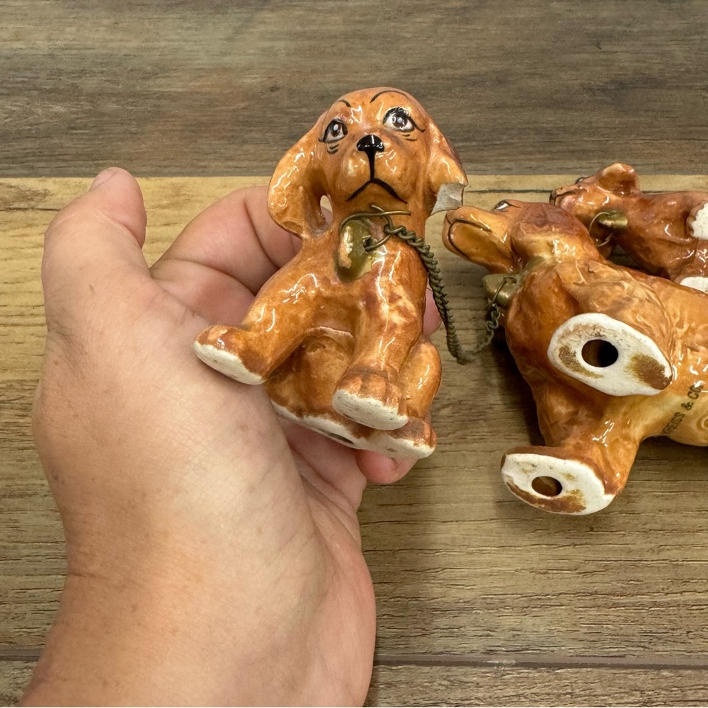 Vintage Ceramic Cocker Spaniel Mother Doggy With Chain Leashed Puppies Figurine - Picture 6 of 7
